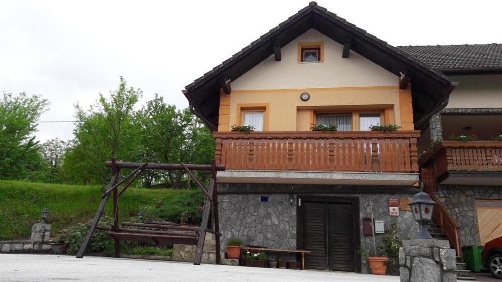 Budova, kde se apartmán nachází