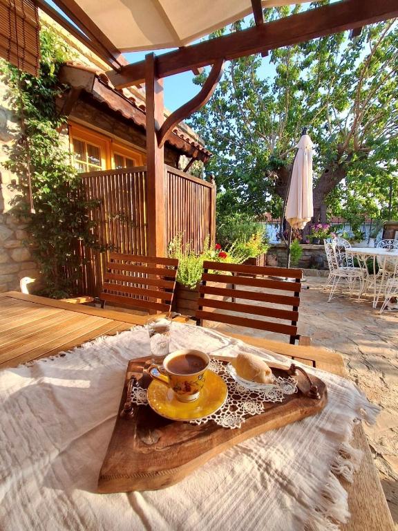 Patio nebo venkovní prostory v ubytování Ilios Guest House