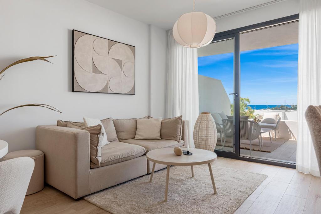 Estepona Beach Getaway 2BR Apartment