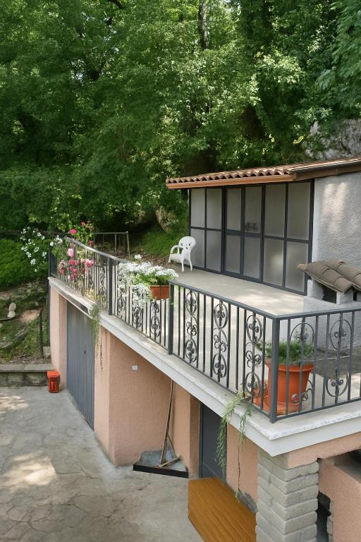 Balkón nebo terasa v ubytování B&B Il Fiore nel Bosco