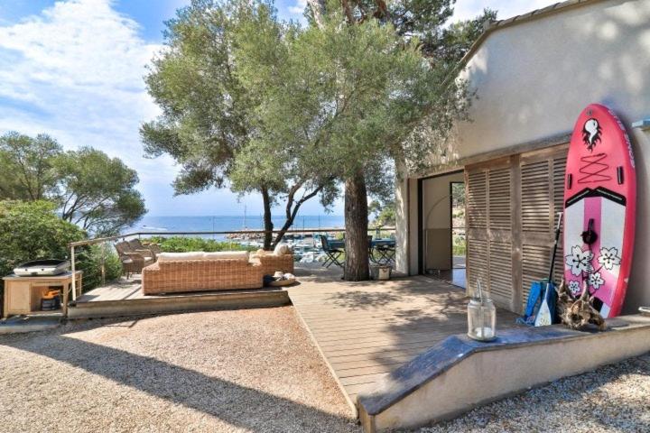 Seaside Villa With Tennis Courts