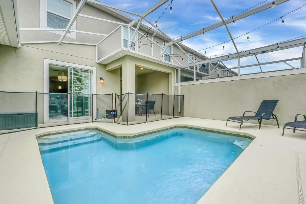 Last Minute Disney Getaway! Private Pool, Hot Tub & Games Room. Book ...