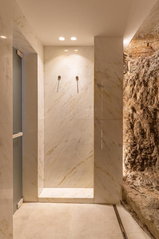 Νumi Boutique Hotel - 13