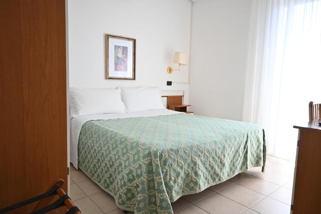 Hotel B&B Montecarlo - Habitación Doble Económica