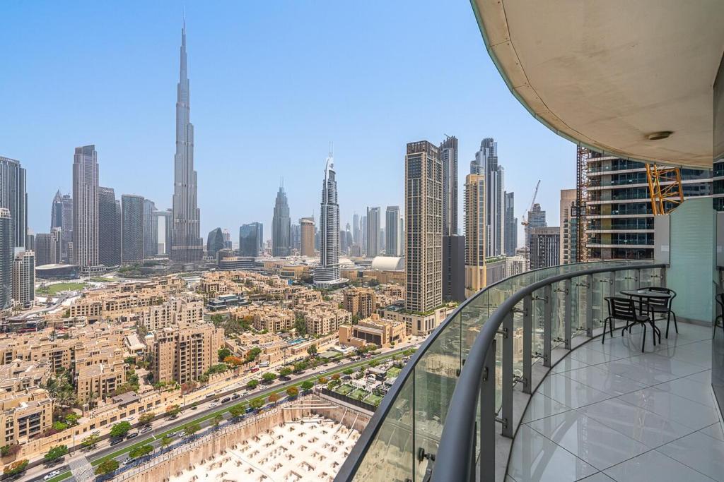 تصویر اتاق‌های Stylish 2BR - Near Burj Khalifa & City Views - تصویر ۲