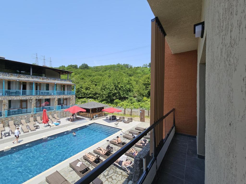 Bazén v ubytování Tskaltubo Epic Hotel & Spa nebo v jeho okolí