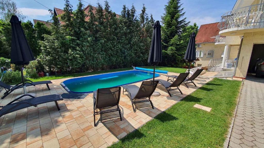 Bazén v ubytovaní Apartment Siofok, Lake Balaton 16 alebo v jeho blízkosti