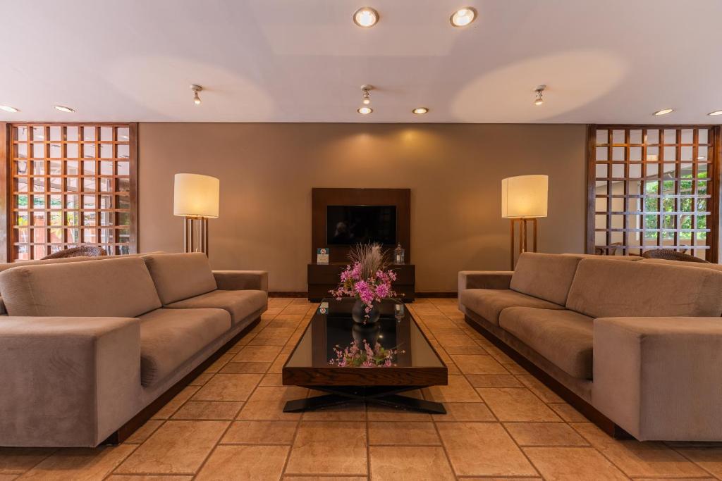 Posezení v ubytování Hotel Deville Express Guaira