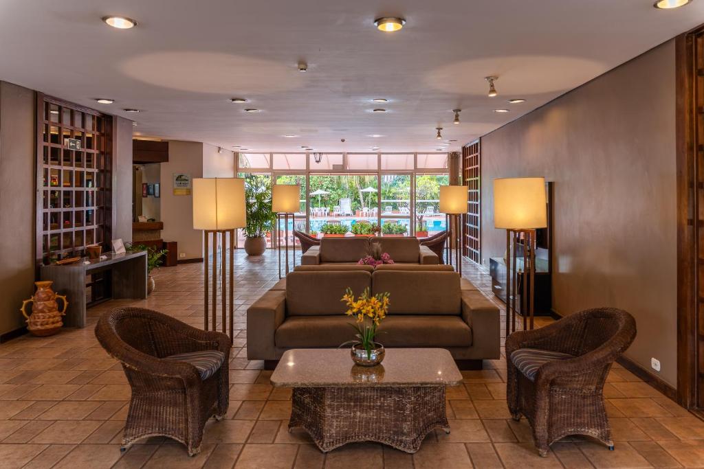 Posezení v ubytování Hotel Deville Express Guaira