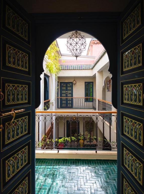 Bazén v ubytování Riad Atrium & Spa nebo v jeho okolí