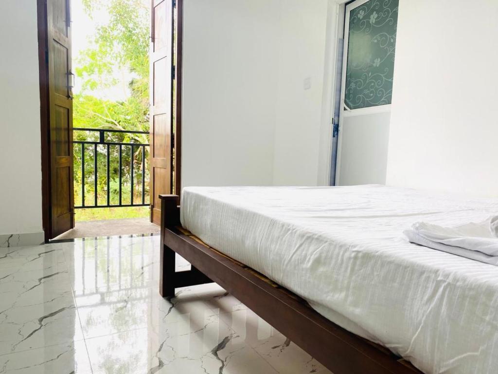 Sahan Tourist House - 17