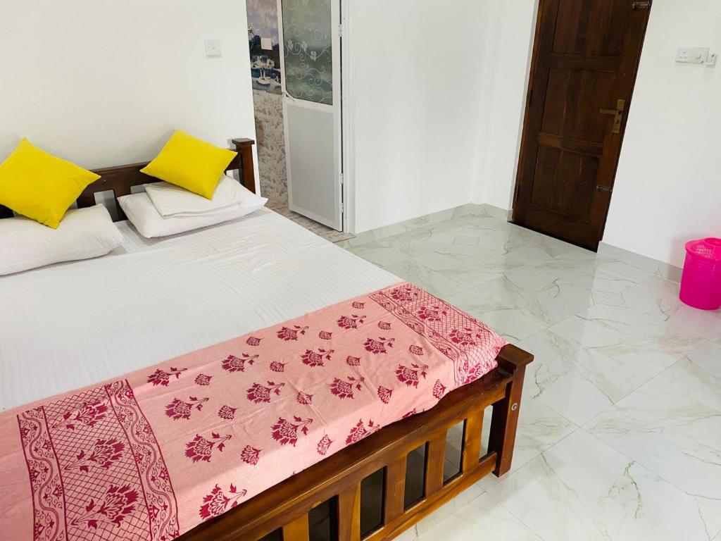 Postel nebo postele na pokoji v ubytování Sahan Tourist House