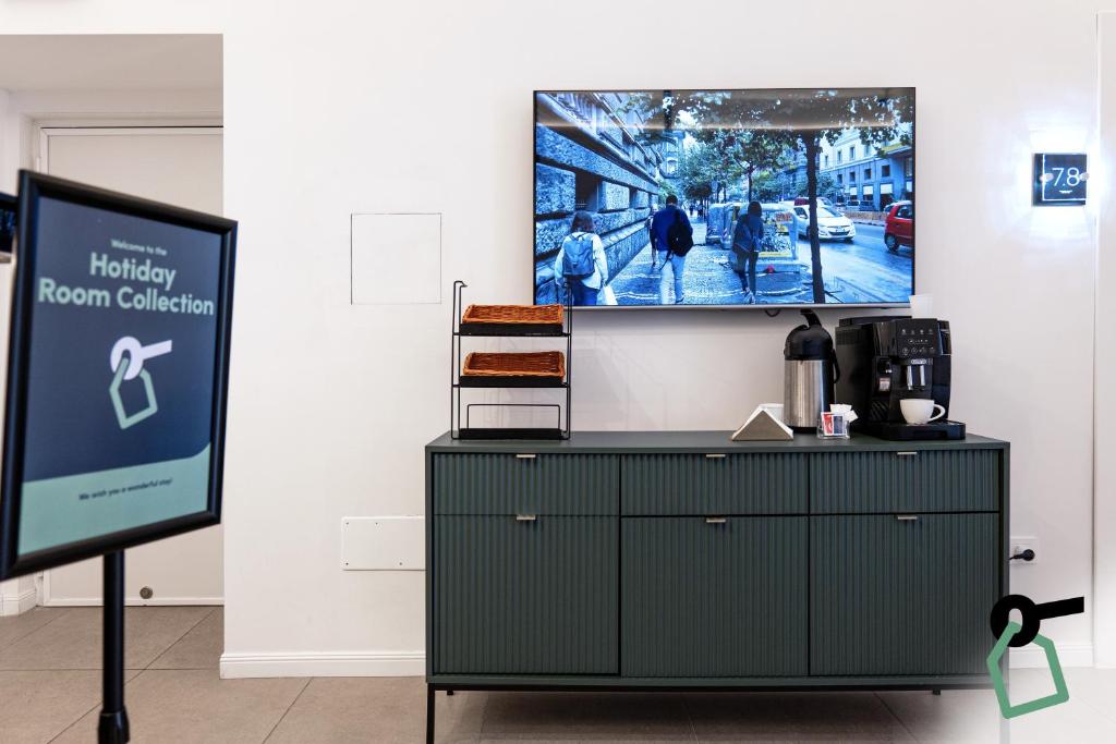 HOTIDAY Room Collection - Napoli Museo Suite - Resim 17