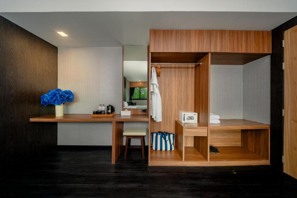 TV a/nebo společenská místnost v ubytování Happy Hotel Aonang Krabi