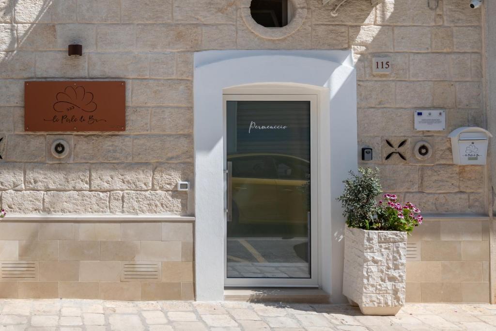 Exteriér nebo vchod ubytování Le Perle di Bà - Suites with Jacuzzi in Polignano