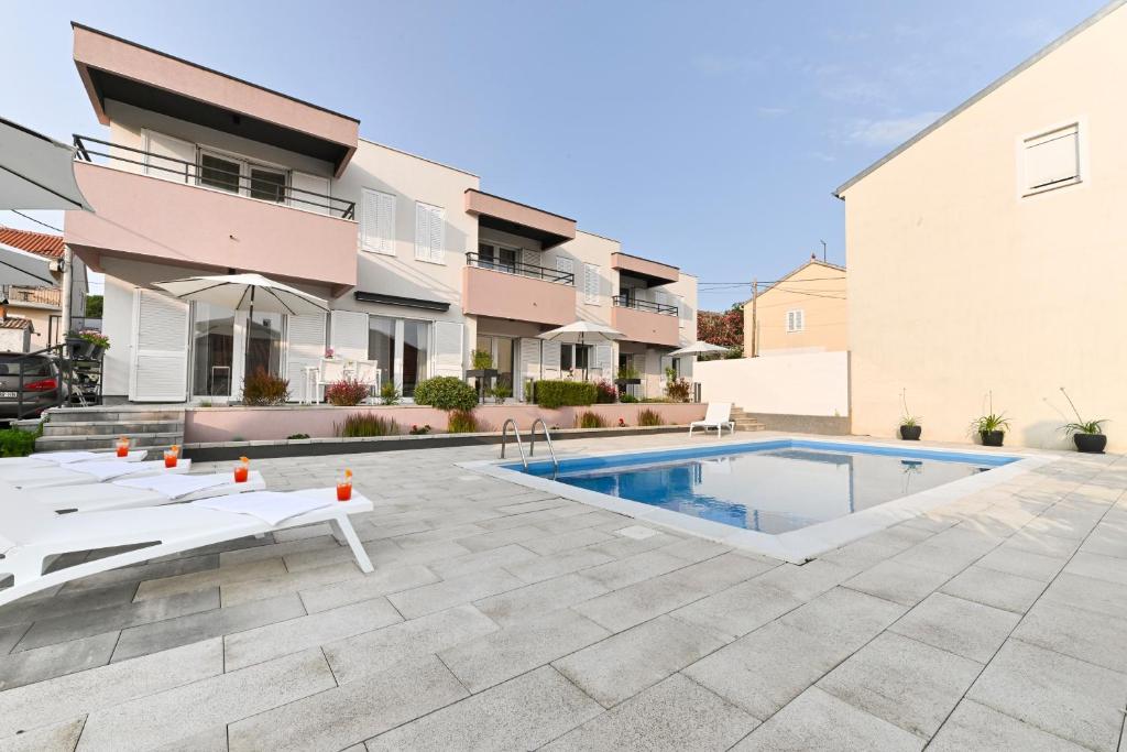 Fotografie z fotogalerie ubytování House Tre Venti with pool v destinaci Sveti Filip i Jakov