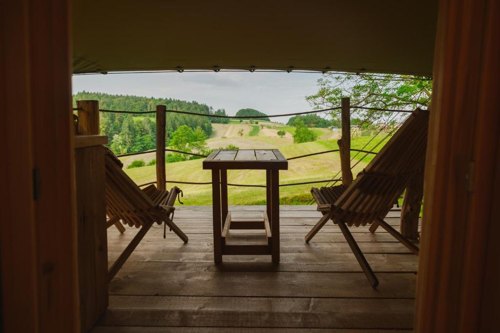 Zahrada ubytování Lakeside Glamping Tents Mažijev Grič