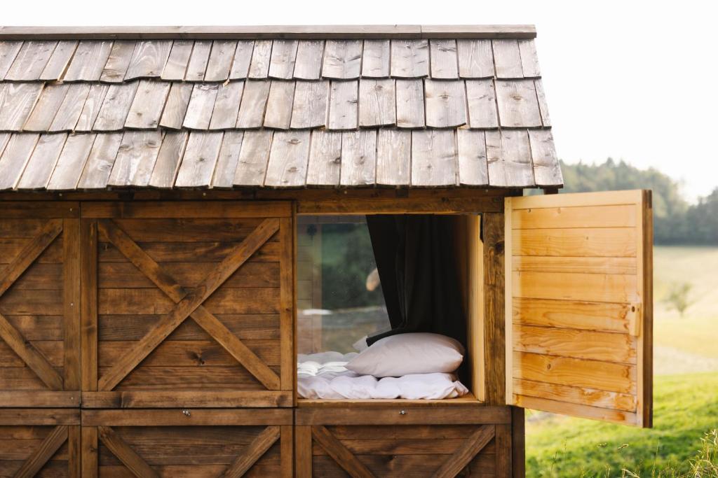 Fotografie z fotogalerie ubytování Lakeside Glamping Tents Mažijev Grič v destinaci Gradišče pri Lukovici