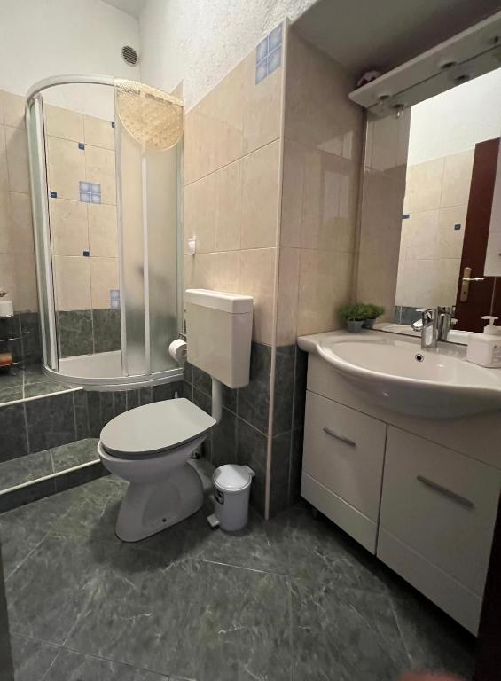 Koupelna v ubytování Apartman Mia