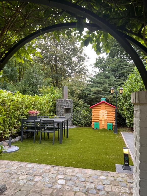 Afbeelding uit fotogalerij van Kip en Hei in Schijf