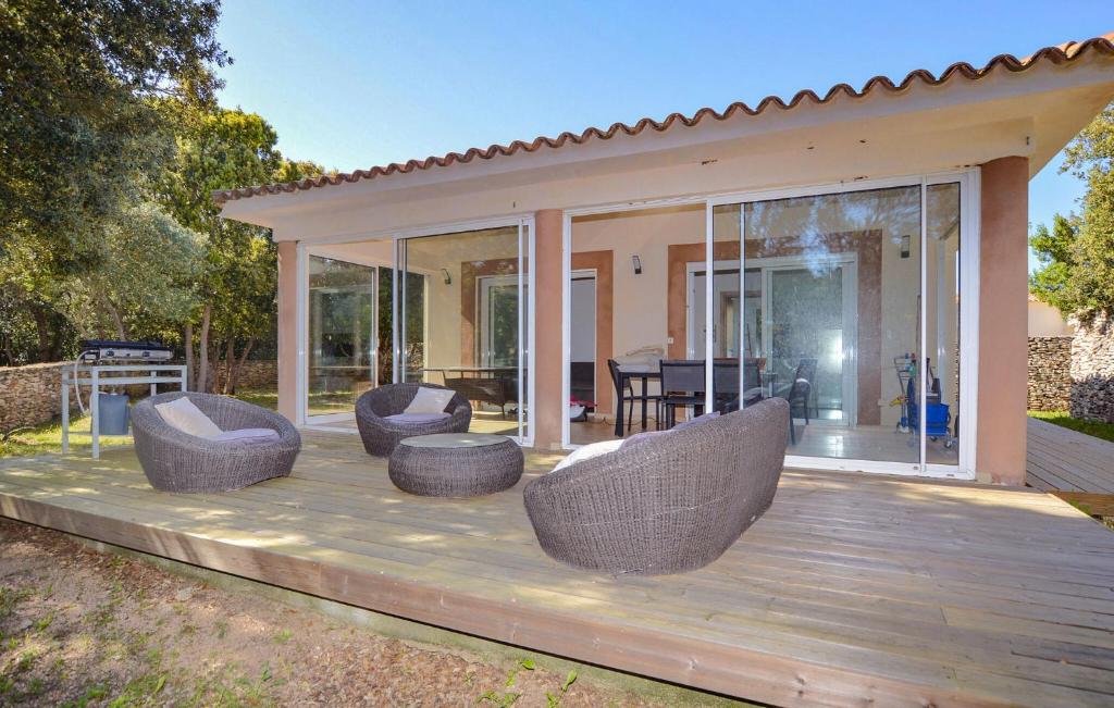 Nice Home In Bonifacio With Kitchenette