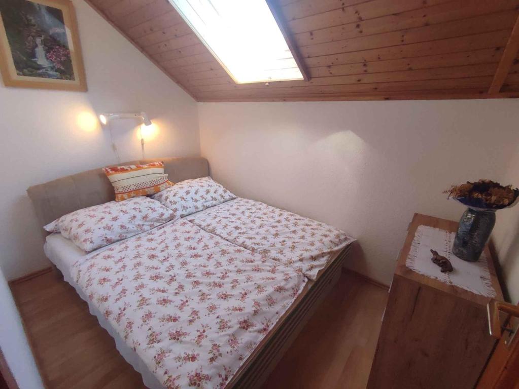 Fotografia z galérie ubytovania Apartment Balatonfenyves - Balaton 18360 v destinácii Balatonfenyves