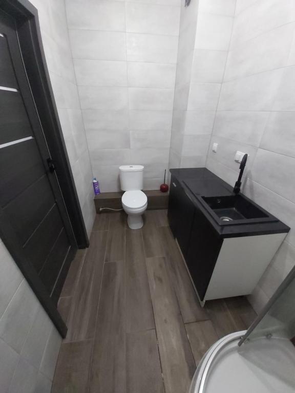 1140 Włościańska 5 - Tanie Pokoje w Apartamencie - samodzielne zameldowanie - self check in - 3