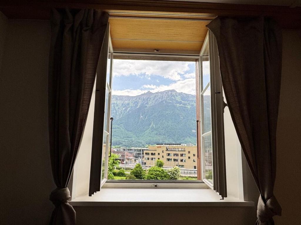 River 3 - Kissed Retreat with Iconic Jungfraujoch View - Resim 33