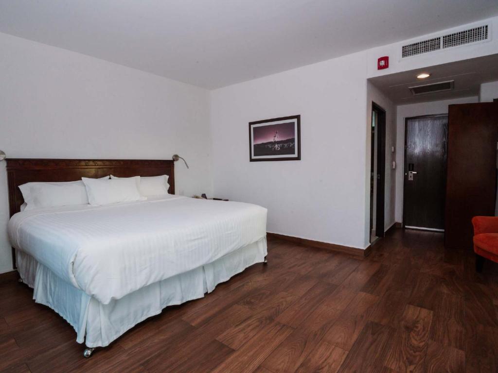 HS HOTSSON Smart Value Tampico - Habitación Deluxe Con Cama Extragrande