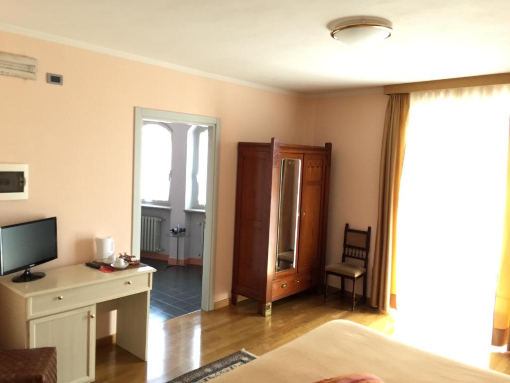 TV a/nebo společenská místnost v ubytování Castelbourg