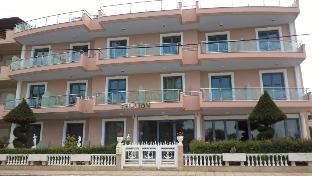 Budova, kde se aparthotel nachází