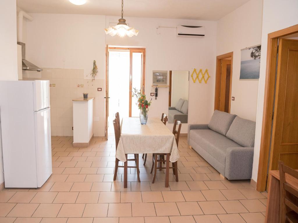 Kuchyňa alebo kuchynka v ubytovaní Apartment in Vieste, a drive away from the sea