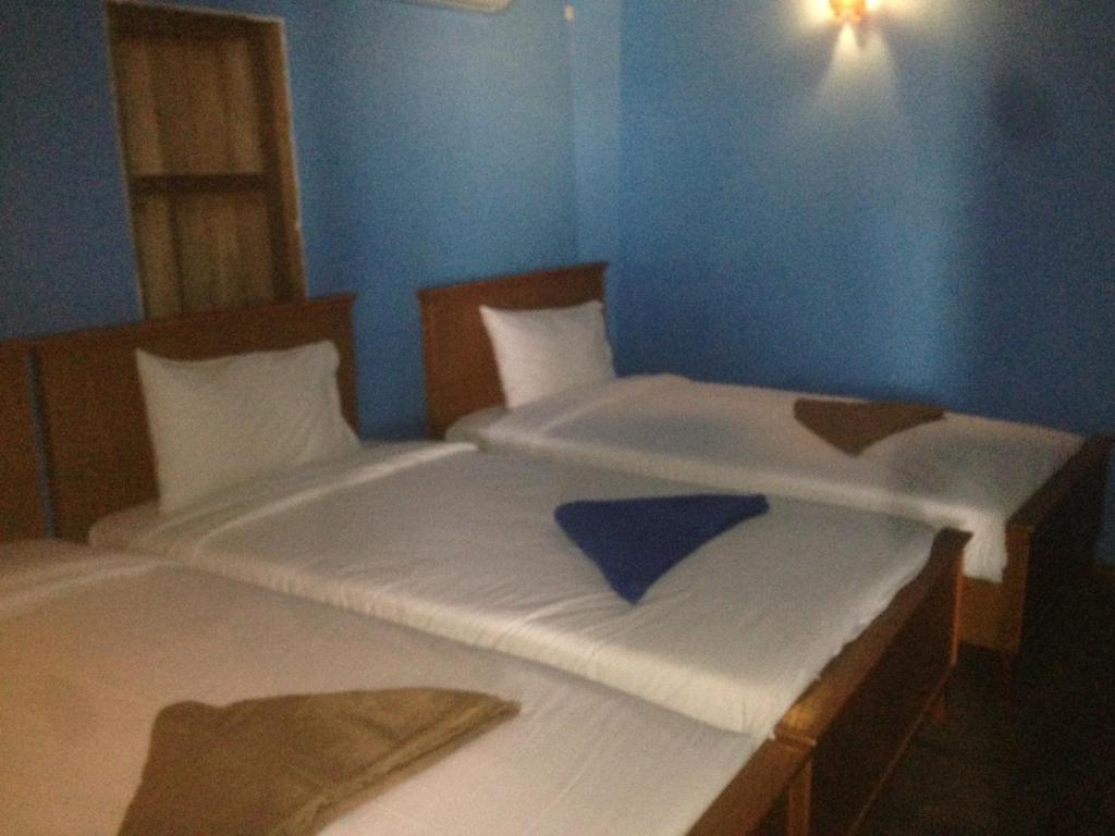 The Lazy Bar Guest House - Resim 21