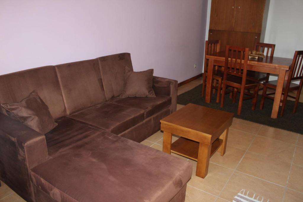 Posezení v ubytování Pála dos Mouros