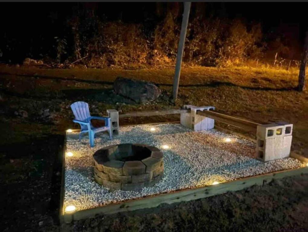 Zahrada ubytování Hacienda M&B Perfect for Groups, with Pool and Spacious Patio