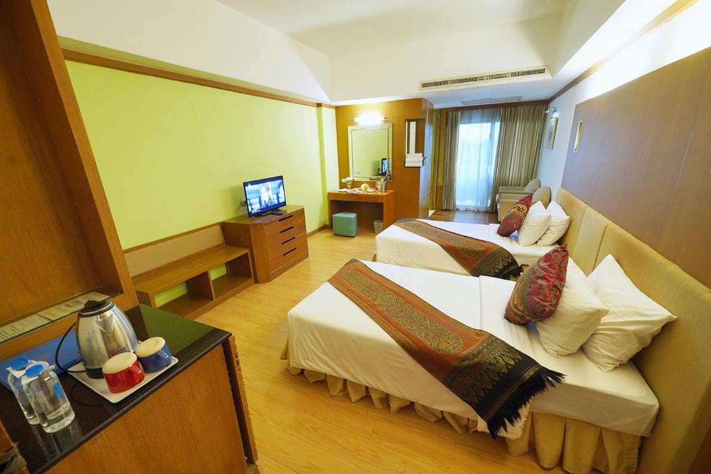 Riverside Bangkok Hotel - Deluxe Twin Room