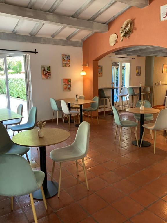 Posezení v ubytování La Bastide du Val