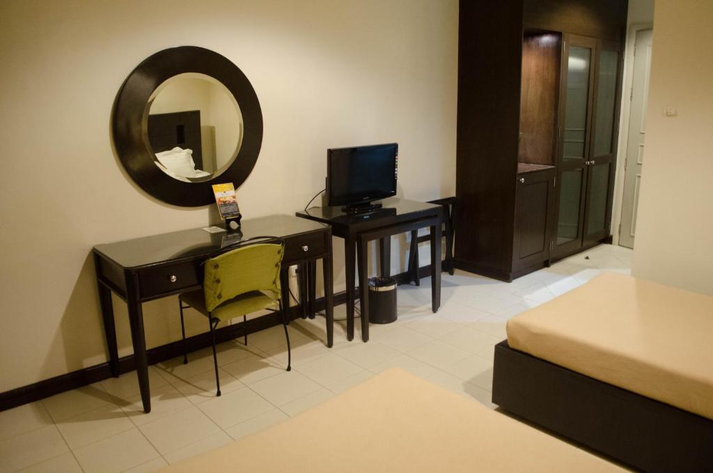 TV a/nebo společenská místnost v ubytování Hotel Tavern Surigao