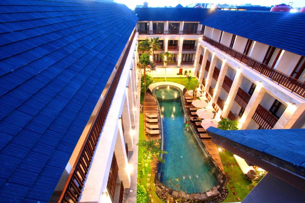 Bazén v ubytování Grand La Walon Hotel nebo v jeho okolí