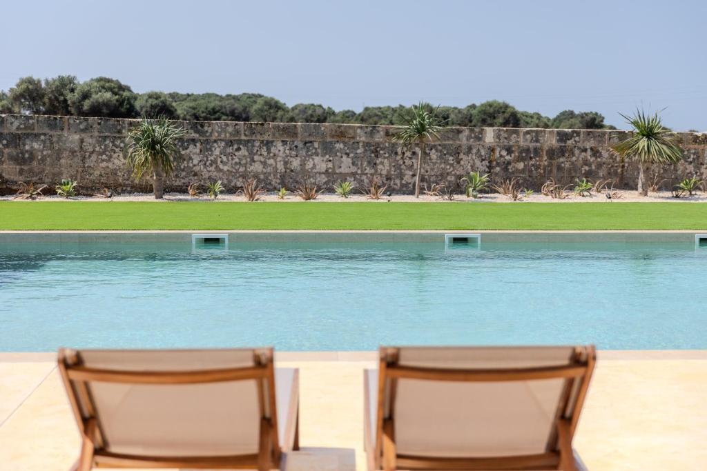 The swimming pool at or close to Agroturismo Son Rosas