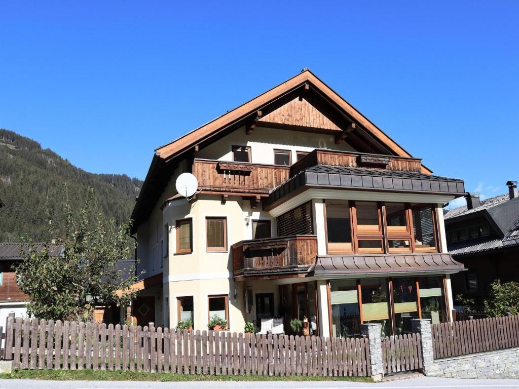 Výhľad na hory alebo výhľad na hory priamo z apartmánu