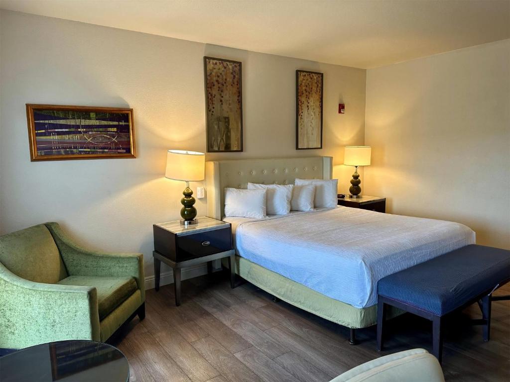 Rocklin Park Hotel - 