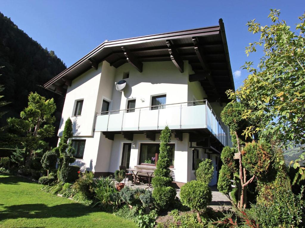 Zahrada ubytování Cozy Apartment in Aschau im Zillertal near Ski Lift
