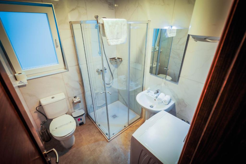 Koupelna v ubytování SkyLounge Suites