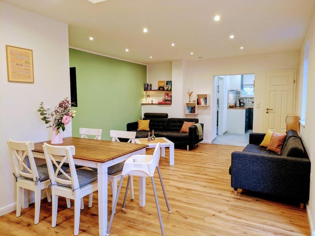 Χώρος καθιστικού στο Familienfreundliches Ferienhaus auf Hof mit Schafen