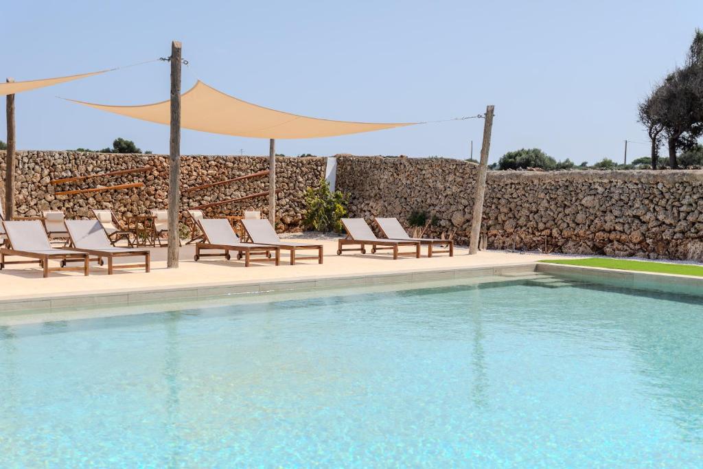 The swimming pool at or close to Agroturismo Son Rosas