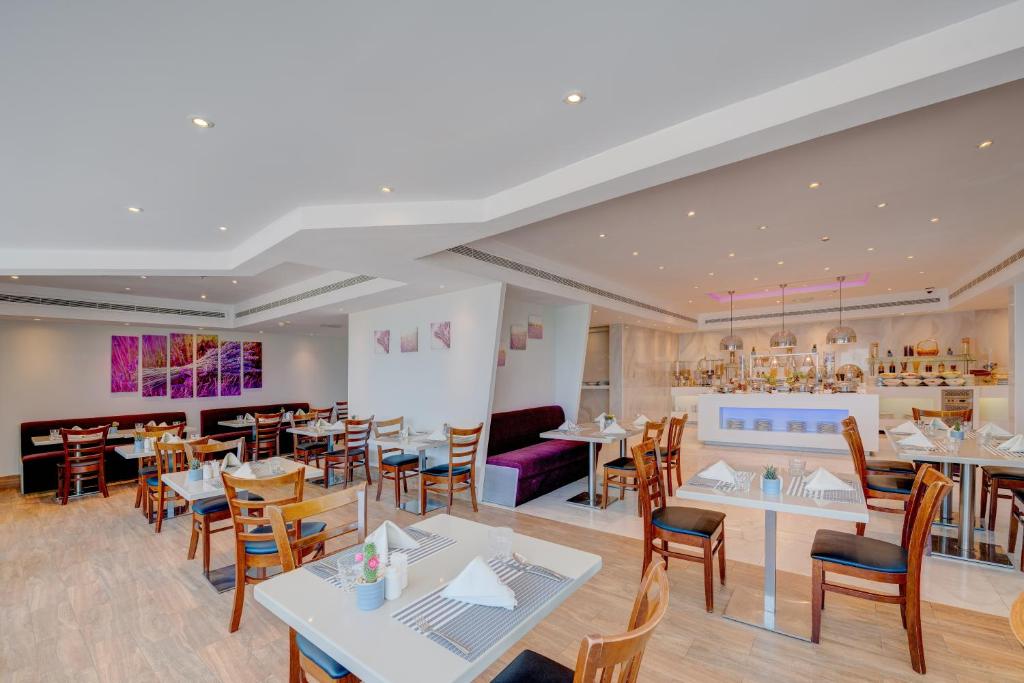 Hawthorn Extended Stay by Wyndham Abu Dhabi City Center - Resim 38