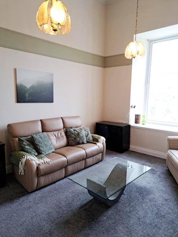 Historic central apartment in Castlehill Mansions - Apartamento De Tres Dormitorios