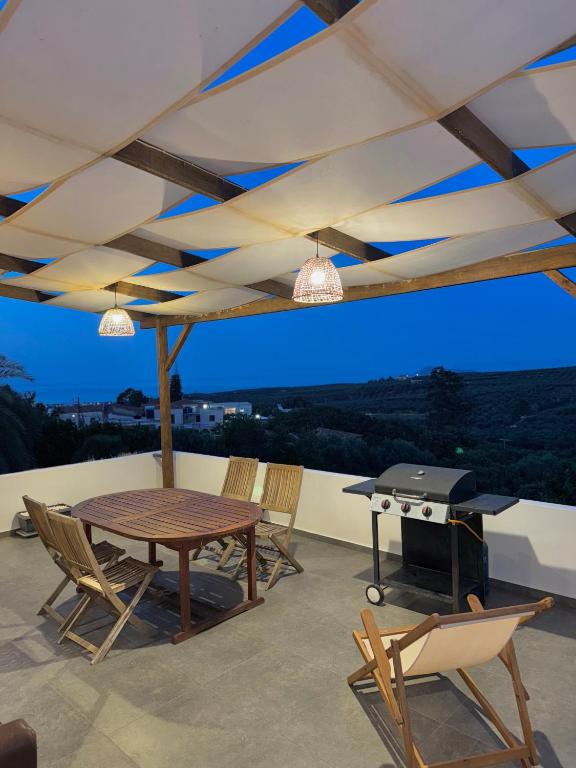 Balkon lub taras w obiekcie Remvi Suite in Chania