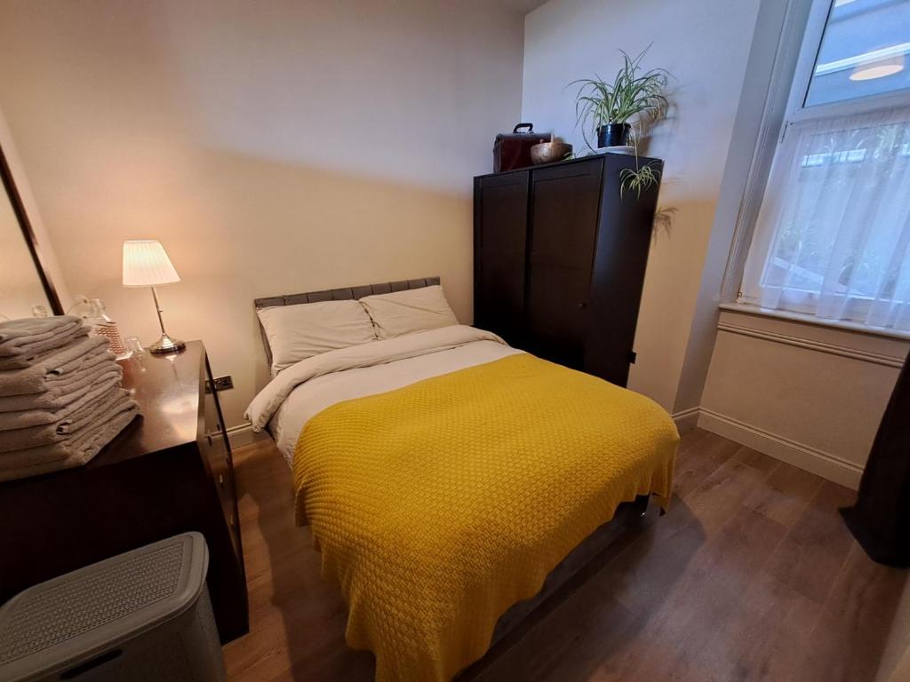 Postel nebo postele na pokoji v ubytování Westways House